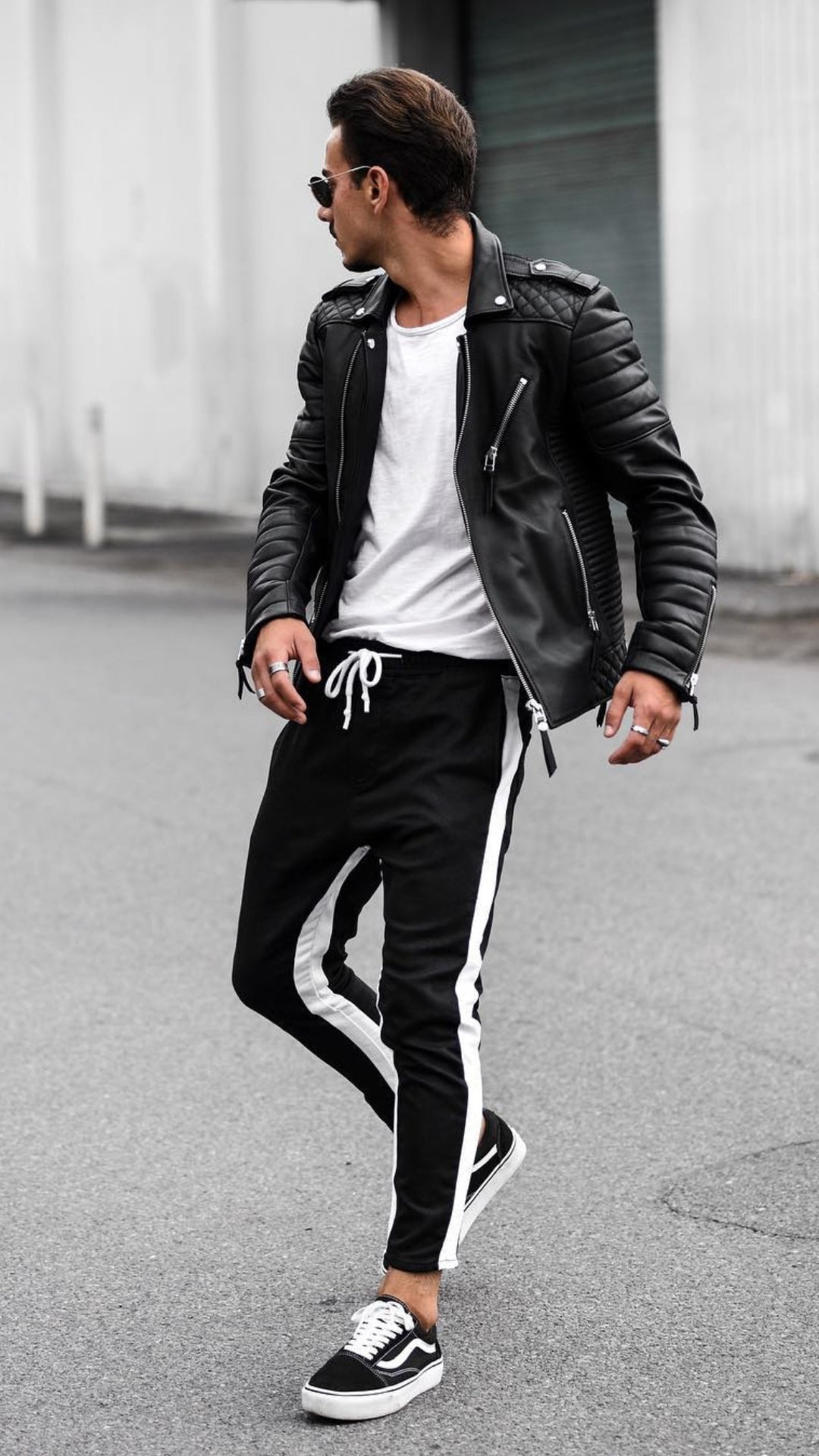 5 Casual Outfits For Young Guys #casual #outfits #mensfashion #streetstyle